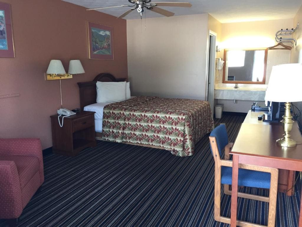 Queen Room room - Image 1