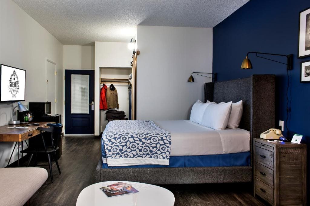 Standard King Room room - Image 1
