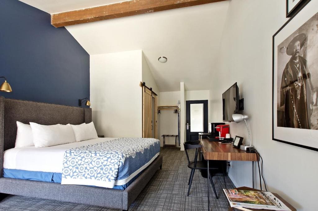 King Courtyard room - Image 1
