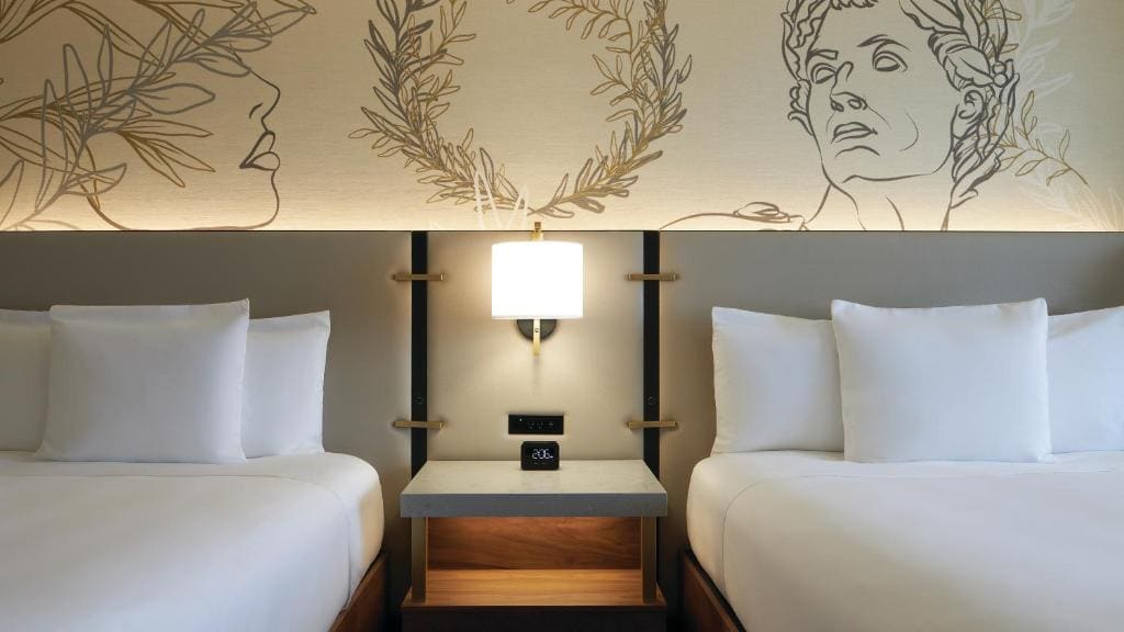 Centurion Tower Premium Two Queens Ocean View Smoking room - Image 3