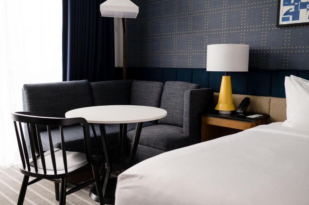 King Room with Sofa - Disability Access/Non Smoking room - Image 1