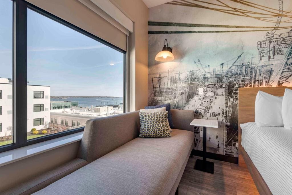 Quadruple Room with Two Queen Beds and Harbor View - Non Smoking room - Image 1