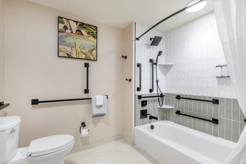 King Room - Disability Access/Non Smoking room - Image 2