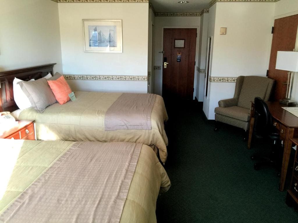Queen Room with Two Queen Beds - Third Floor room - Image 1