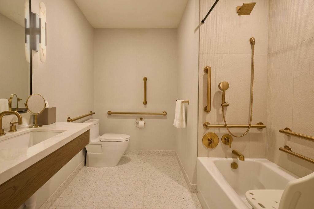 One-Bedroom King Suite with Sofa Bed room - Image 3
