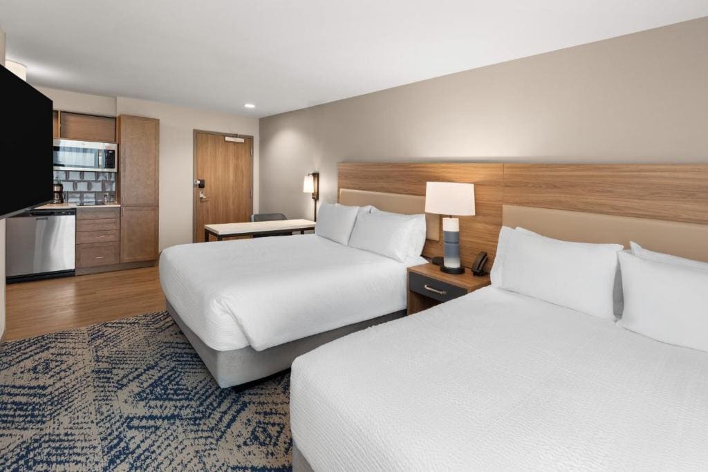Studio Suite with Two Queen Beds room - Image 1