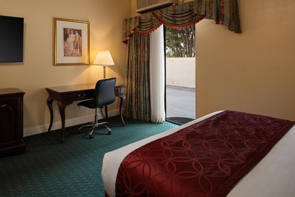 King Room - Disability Access room - Image 2