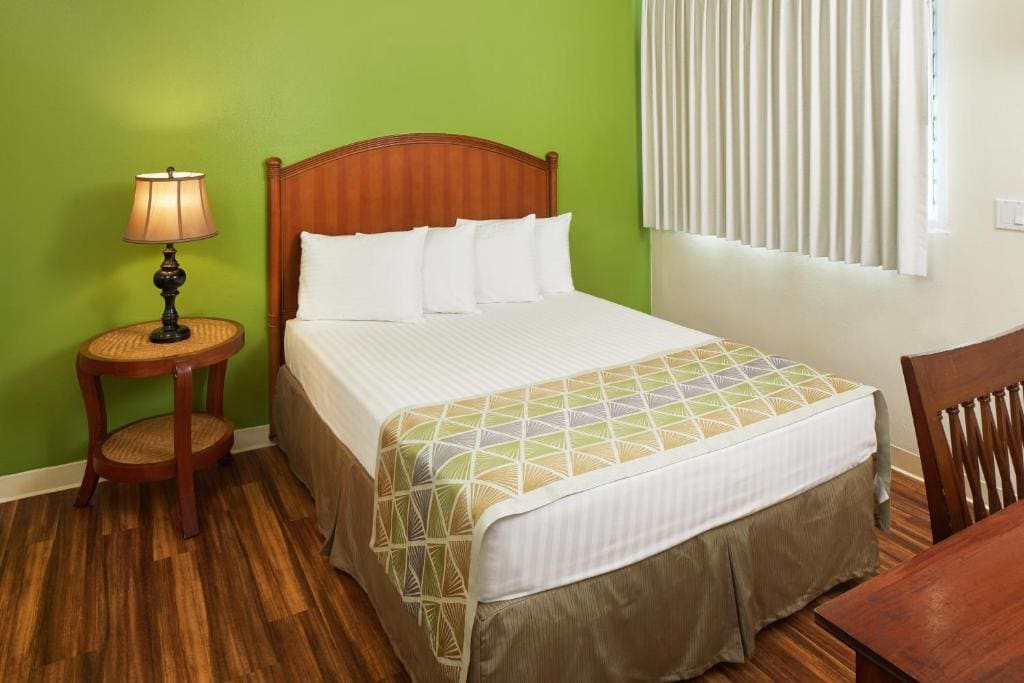 Double Room with Two Double Beds room - Image 2