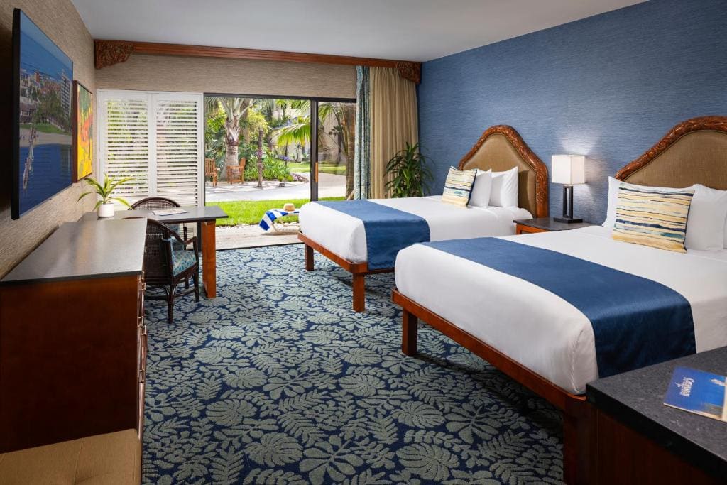 Resort Room 1 King room - Image 3