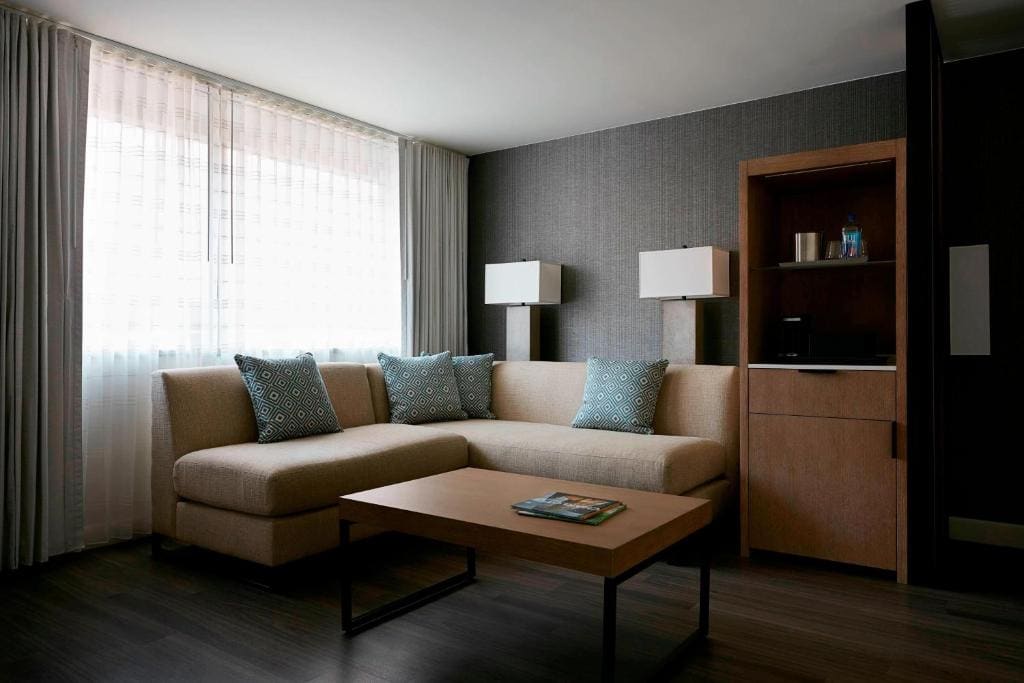 Executive King Room with City View room - Image 2