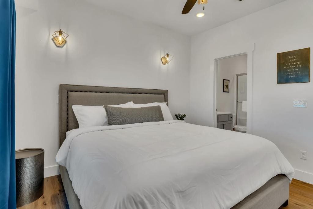 Superior Villa room - Image 3