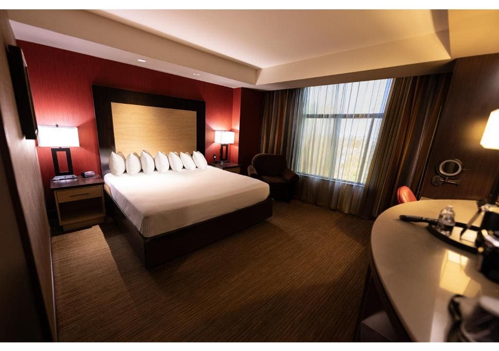 Standard King Room room - Image 3