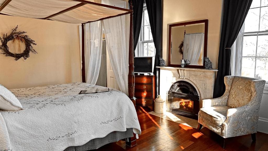 Queen Room room - Image 3