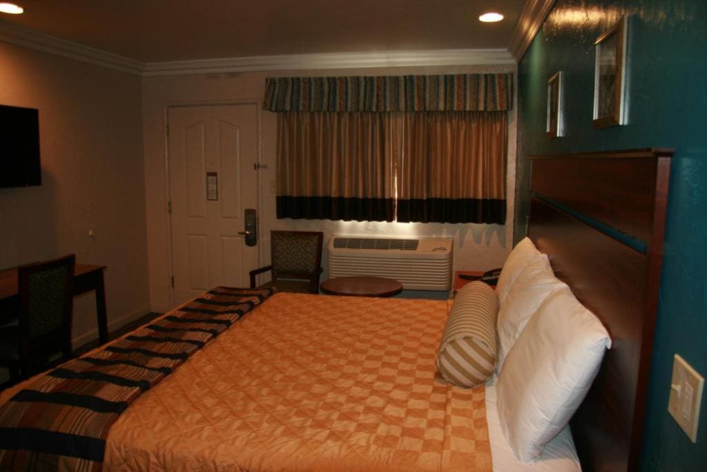 King Room room - Image 3