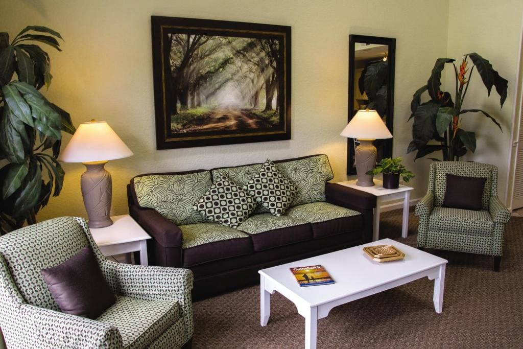 One-Bedroom Suite room - Image 3