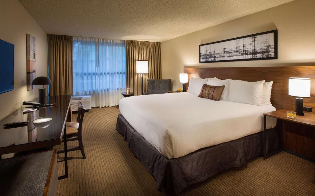 Coast Premium King room - Image 2