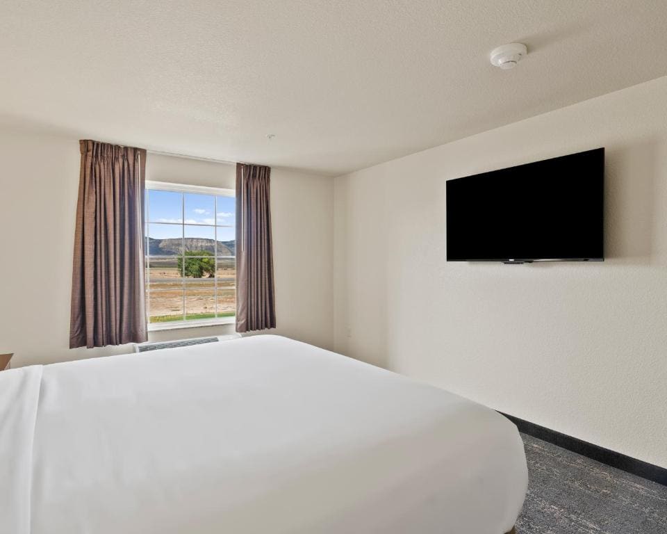 One-Bedroom Suite room - Image 1