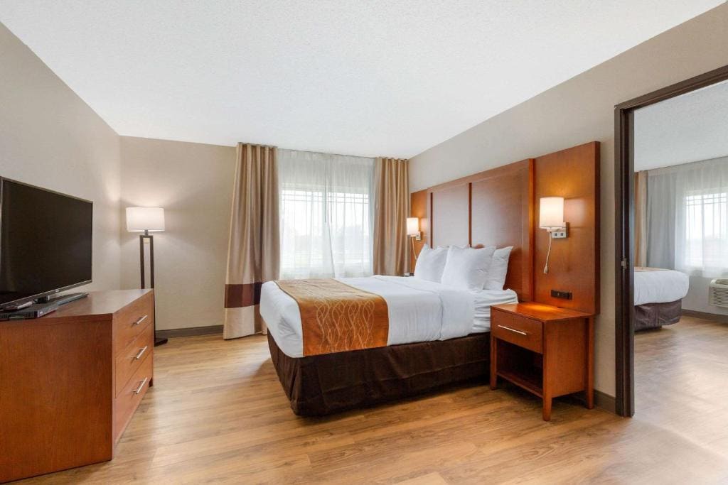Family Suite - Non-Smoking room - Image 1
