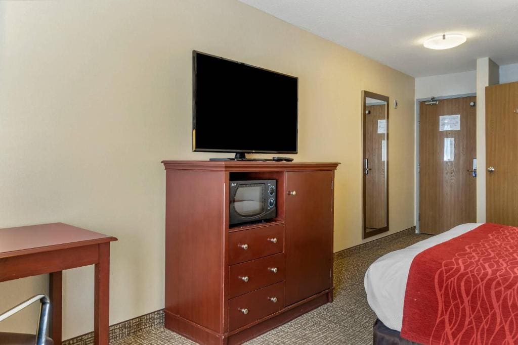 Standard Queen Room - Non-Smoking room - Image 2