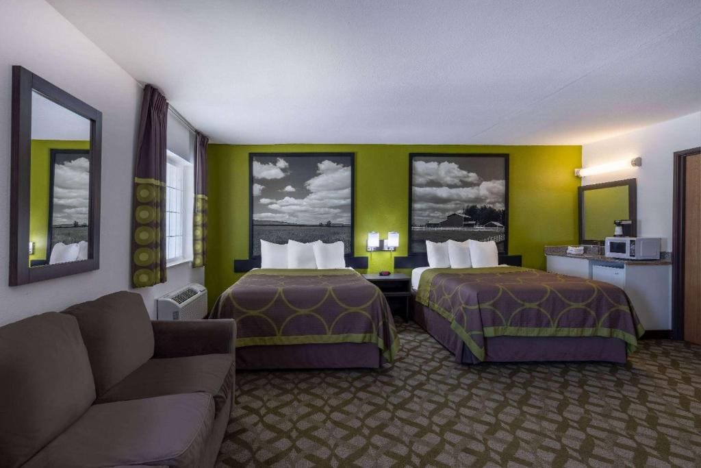 Studio Suite with Two Queen Beds - Non-Smoking room - Image 1