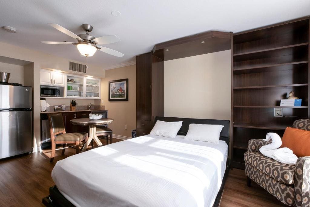 Studio Suite room - Image 3