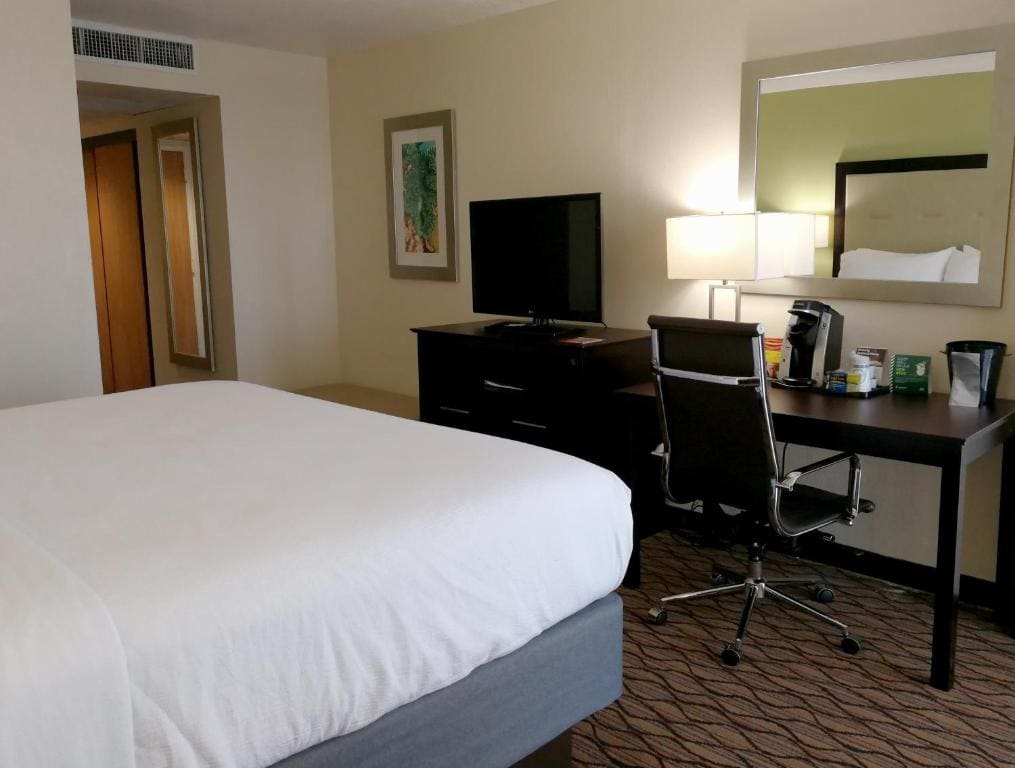 King Room with Ocean View room - Image 2