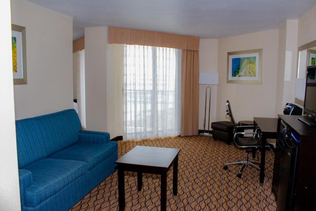 Superior King Room with Ocean View room - Image 1