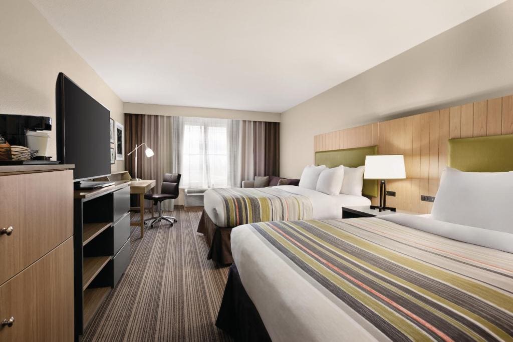 Guest Room with Two Queen Beds - Non-Smoking room - Image 1