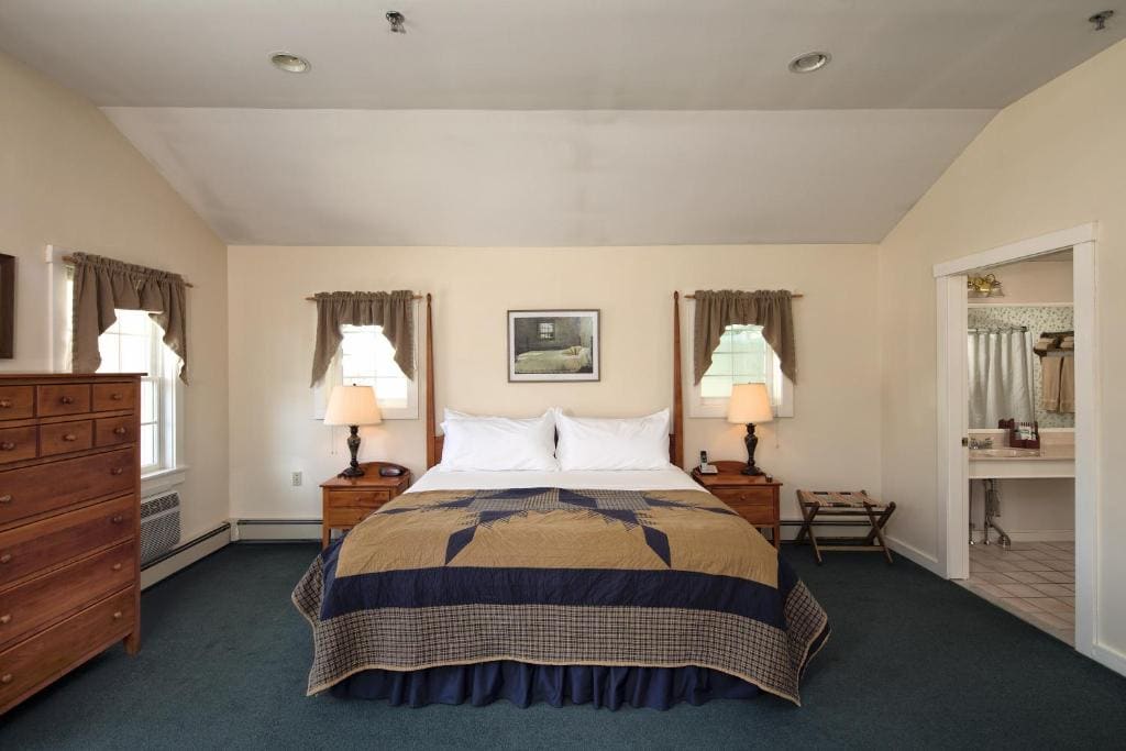Superior Suite with Fireplace room - Image 1