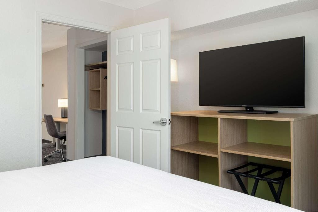 King Suite room - Image 1