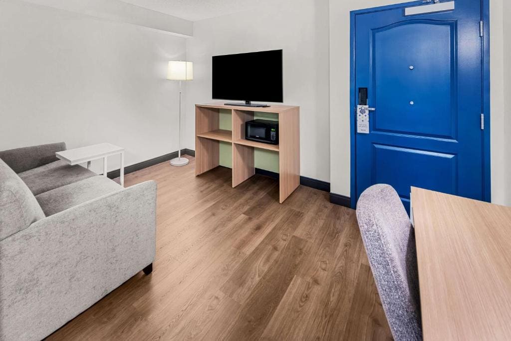 King Suite room - Image 1