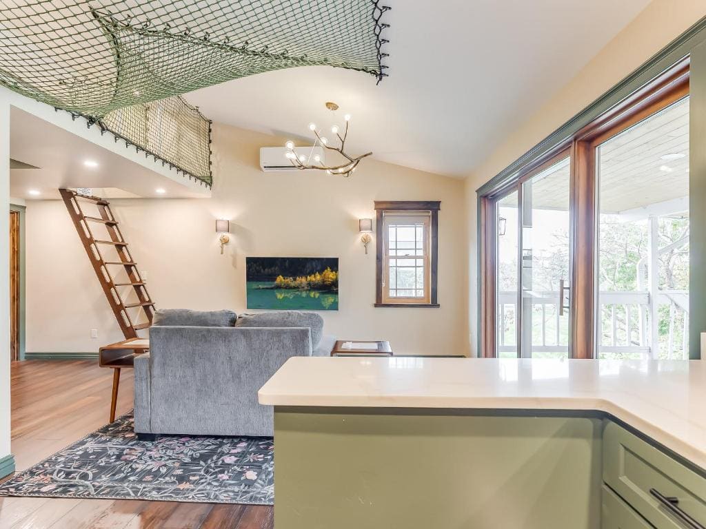Apartment with Balcony room - Image 2