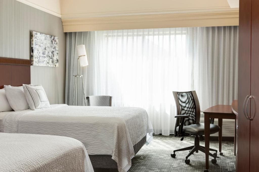 Queen Room with Two Queen Beds room - Image 1