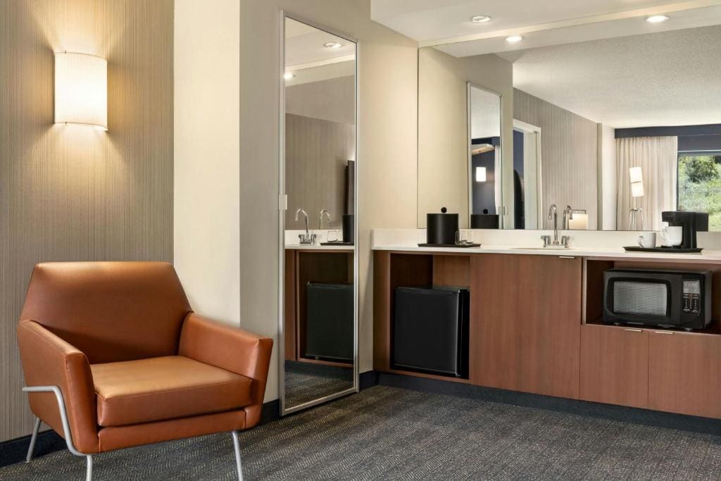 One-Bedroom King Suite with Sofa Bed room - Image 1