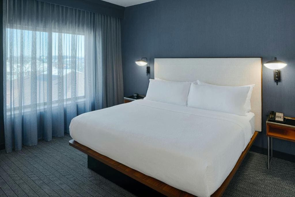 One-Bedroom King Suite with Sofa Bed room - Image 1