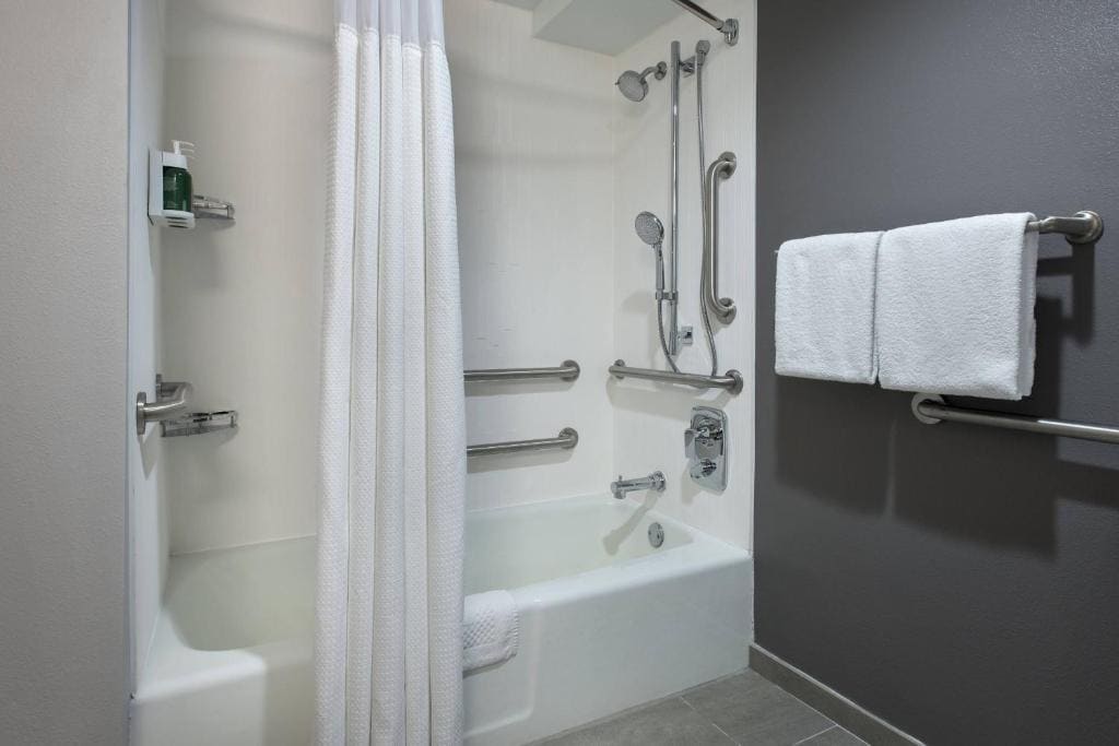 Double Room with Two Double Beds room - Image 1