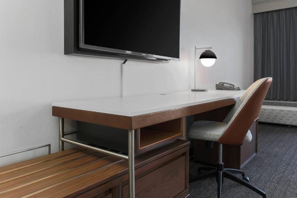 Double Double Room, Guest room, 2 Double room - Image 2