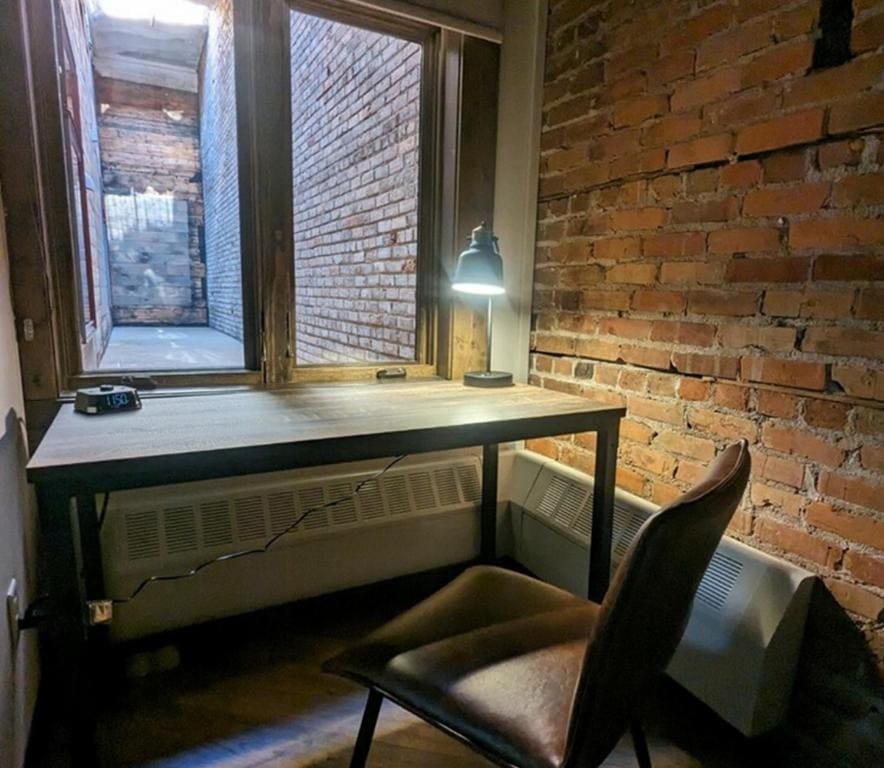 Room 8 @ 30 W Main Street (Interior, No View) room - Image 1