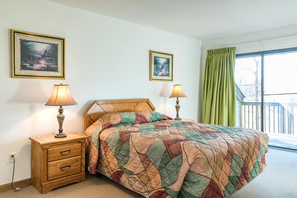Two-Bedroom Villa room - Image 2