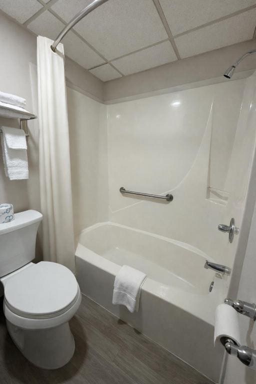 Queen Room room - Image 2
