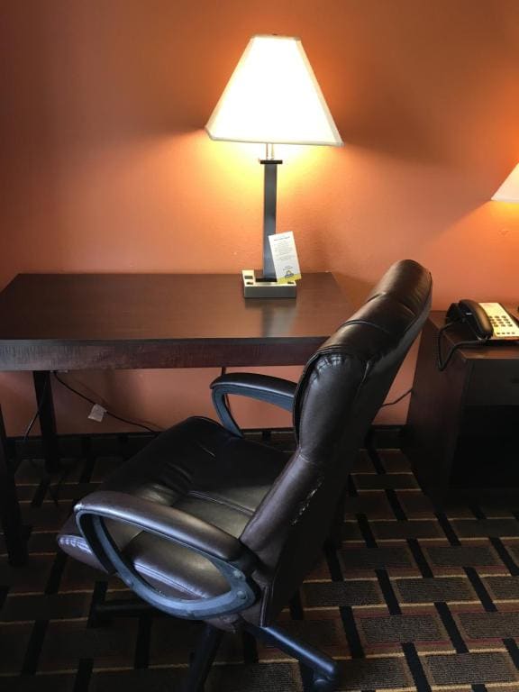 King Room - Non-Smoking room - Image 1