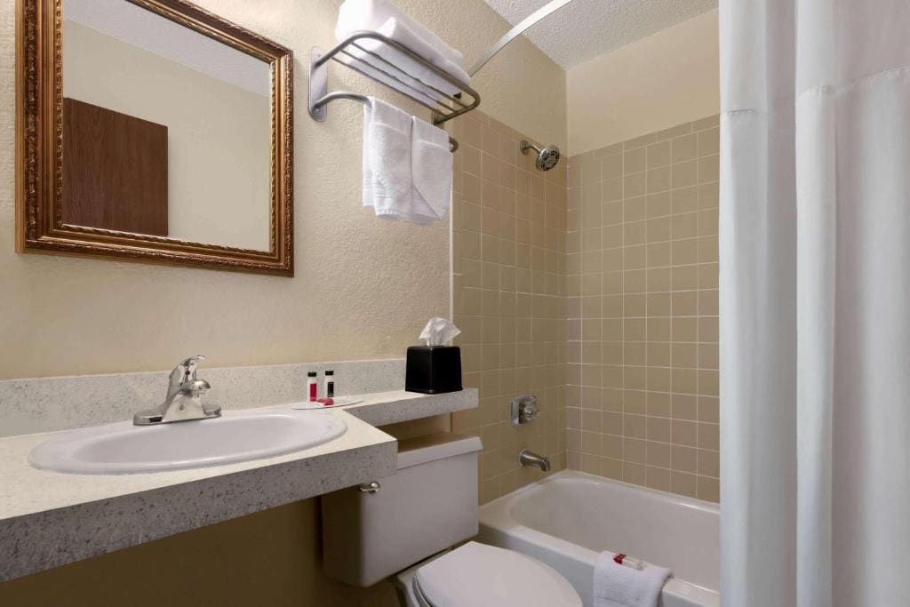 Std. Single Double Room - Non-Smoking room - Image 2