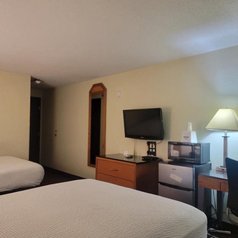 Double Room - Non-Smoking room - Image 2