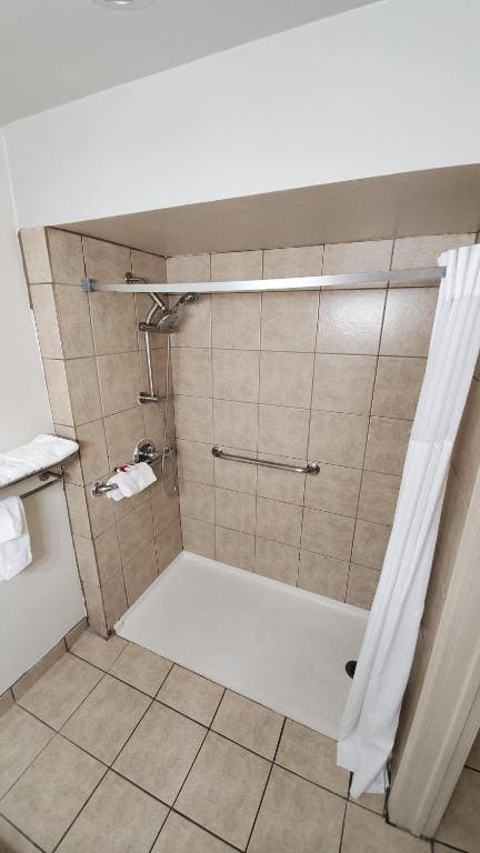 King Room - Disability Access/Non-Smoking room - Image 1