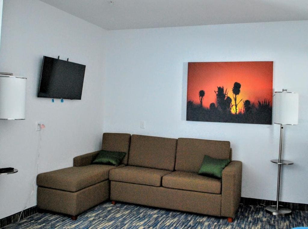 Studio Suite with Two King Beds - Non-Smoking room - Image 1