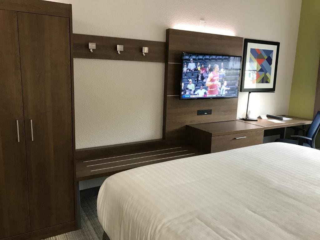 Leisure King Room - Non-Smoking room - Image 2