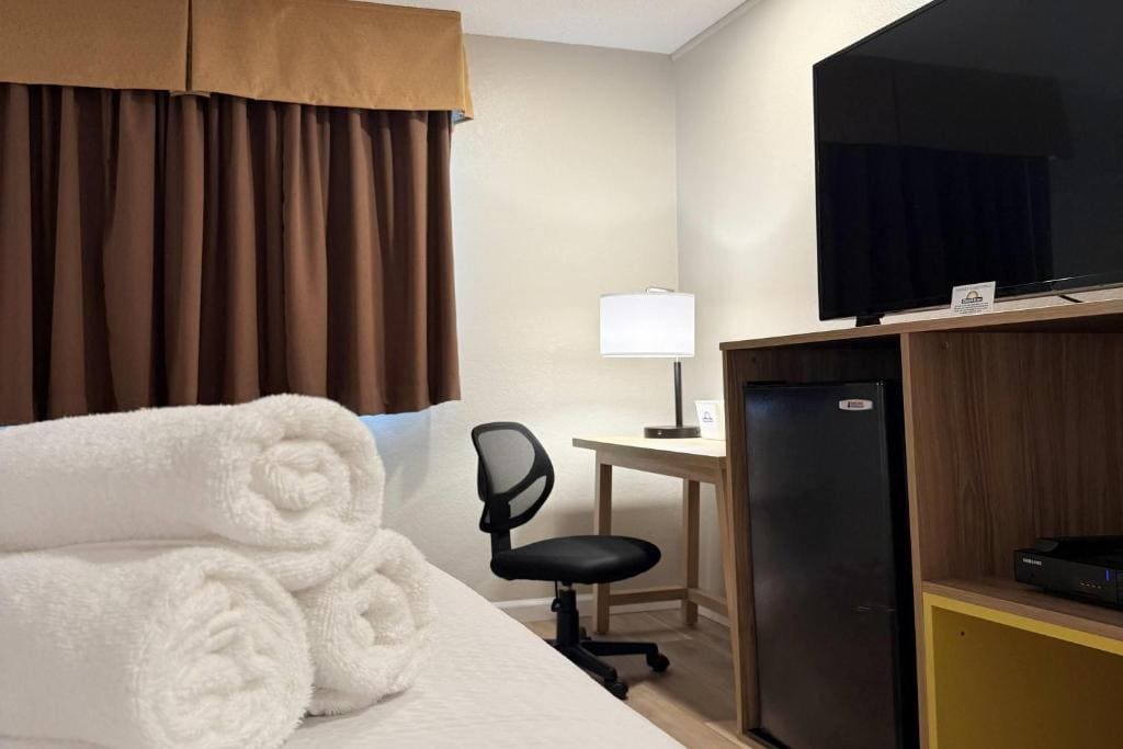 King Room room - Image 1