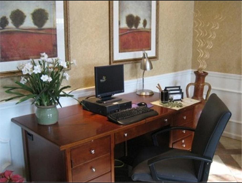 Double Room - Disability Access/Non-Smoking room - Image 2
