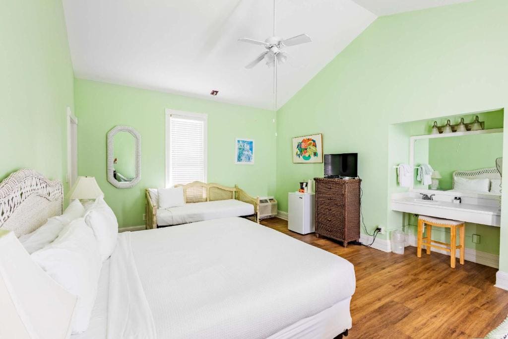 Suite room - Image 1