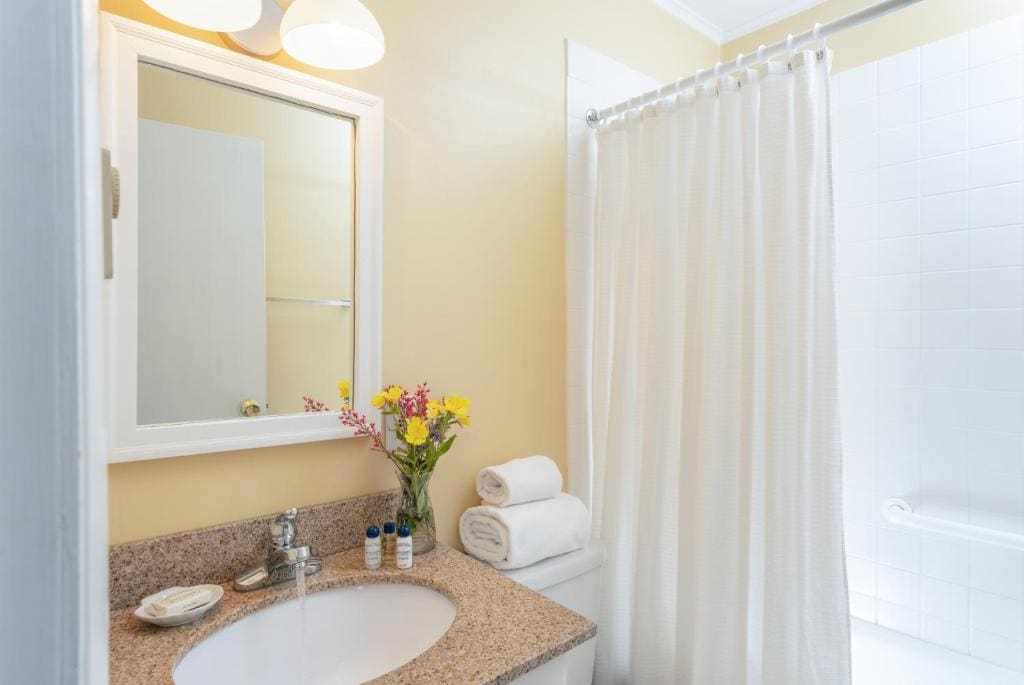 Suite with Sea View room - Image 3